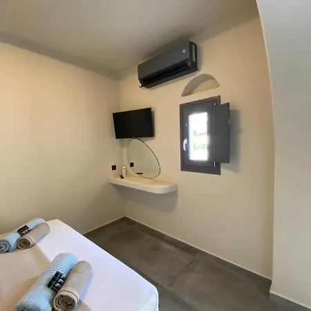 Meridiano * Parikia (Paros)