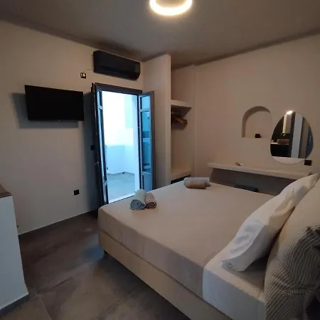 Meridiano Hotel Parikia (Paros)