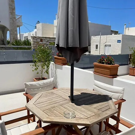 Meridiano Parikia (Paros)